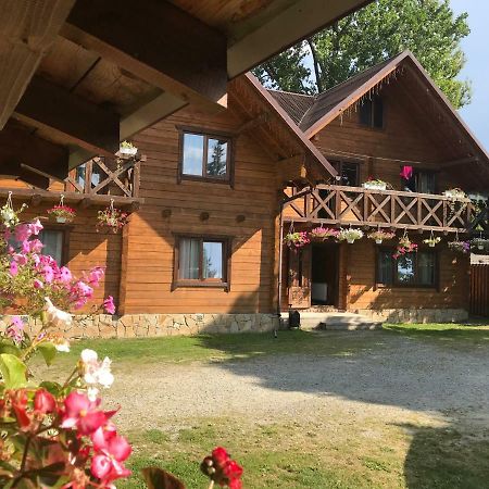 Садиба Гуцульський Двір Worochta Exterior foto