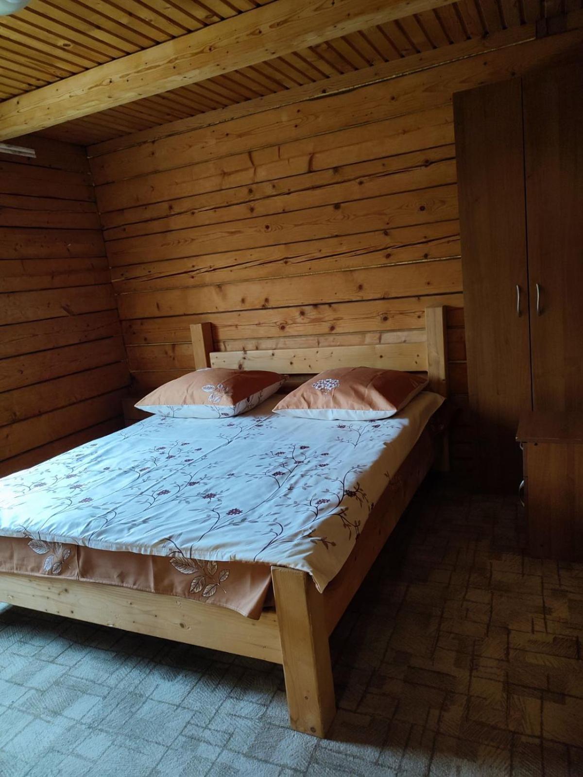Садиба Гуцульський Двір Worochta Exterior foto