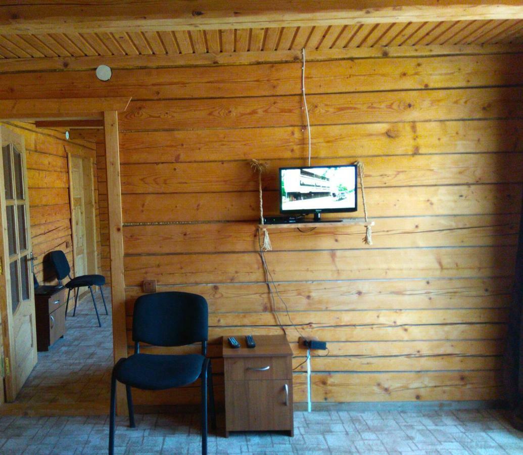 Садиба Гуцульський Двір Worochta Exterior foto